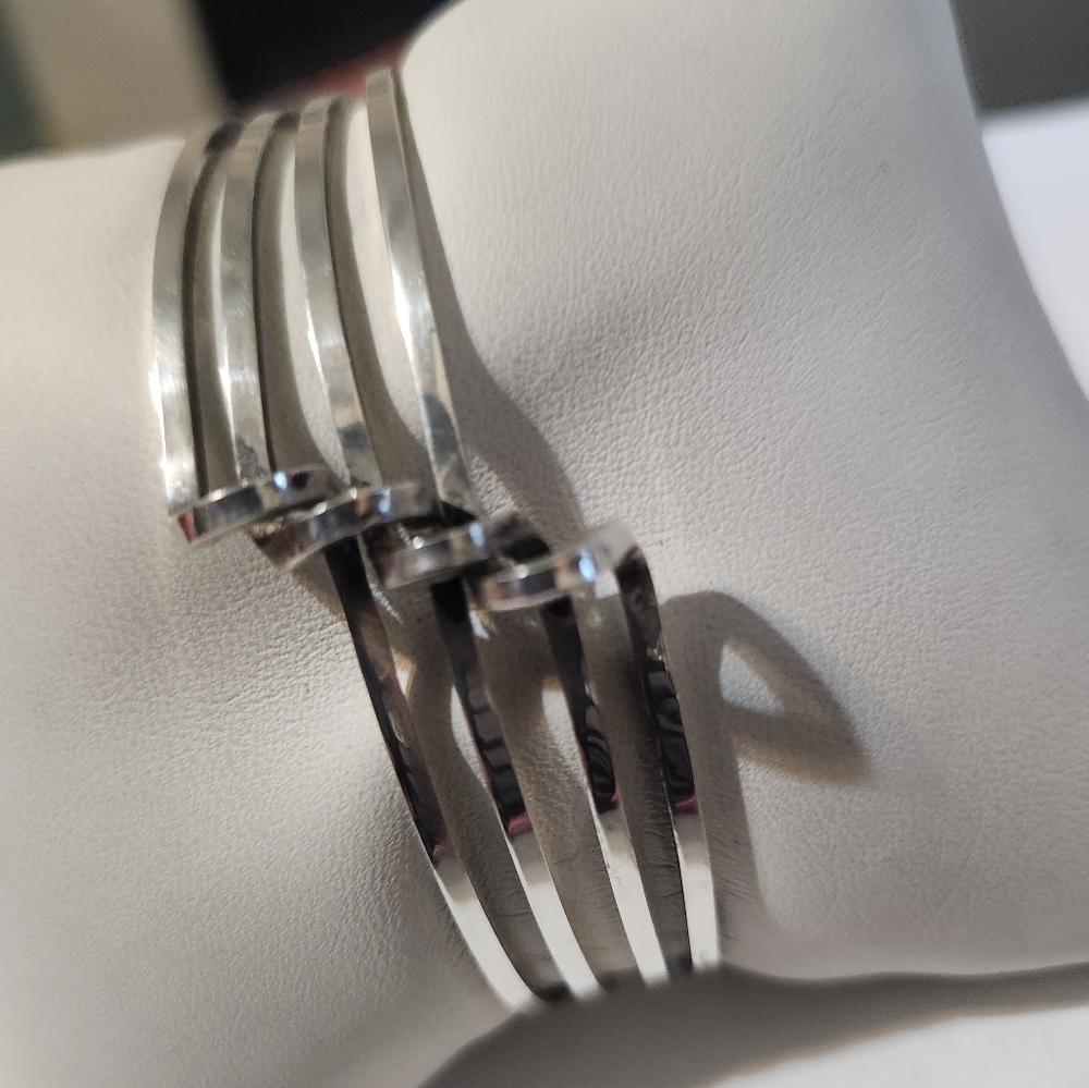 Sterling silver bangle bracelet
